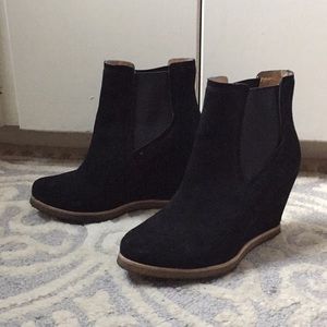 Splendid, Tara style size 6.5 wedge booties